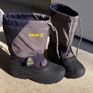 Kamik snow boots